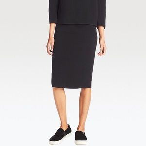 Uniqlo Ripple Pencil Skirt
